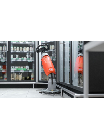 Scrubmaster B5 Lavasciuga La nuova leggerezza: Scrubmaster B5 rende accessibili per la pulizia assistita superfici